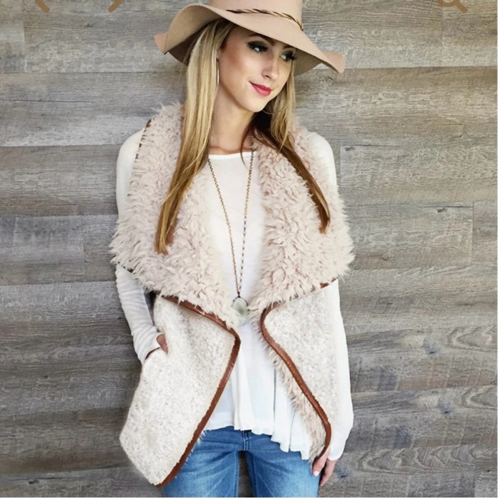 E2 Clothing Cream Fleece Vest